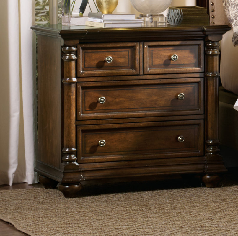 Hooker Furniture Leesburg 3 Drawer Bachelor's Chest & Reviews Perigold